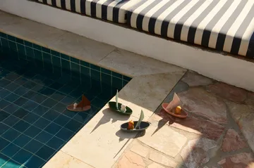 Ensley Badespielzeug Boote 2-teilig - Whale blue multi mix - Liewood