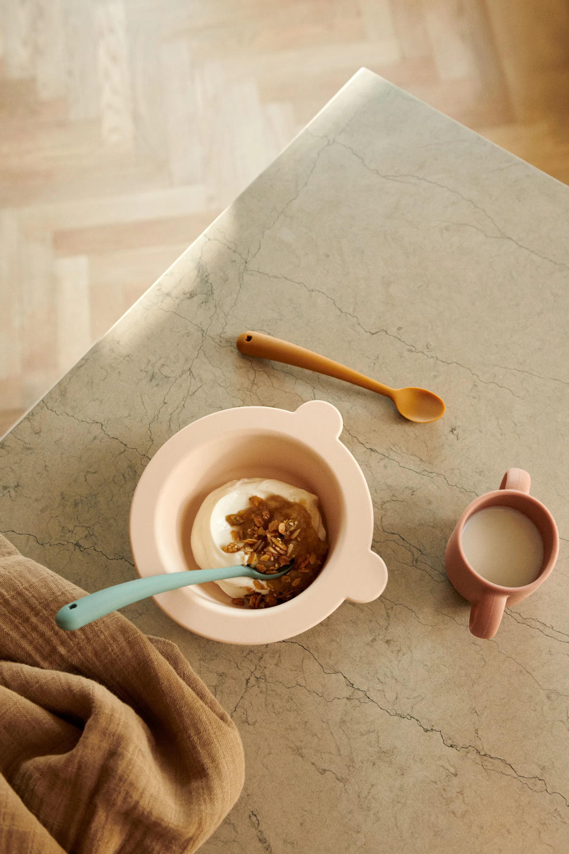 Peony Schale mit Saugnapf Ø16 cm 2-teilig, Mustard-tuscany rose mix Liewood