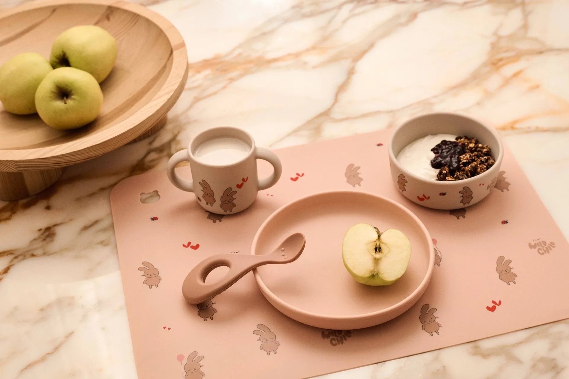 Vivi printed Geschirrset 4-teilig, Wild child/Rosey Liewood