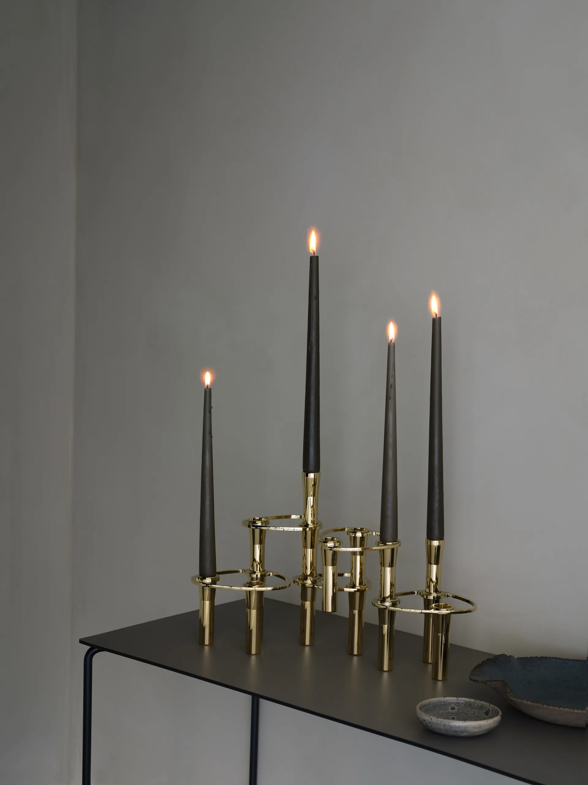 Lind Curve kombinerbarer Kerzenhalter 24K vergoldet, Single LIND DNA
