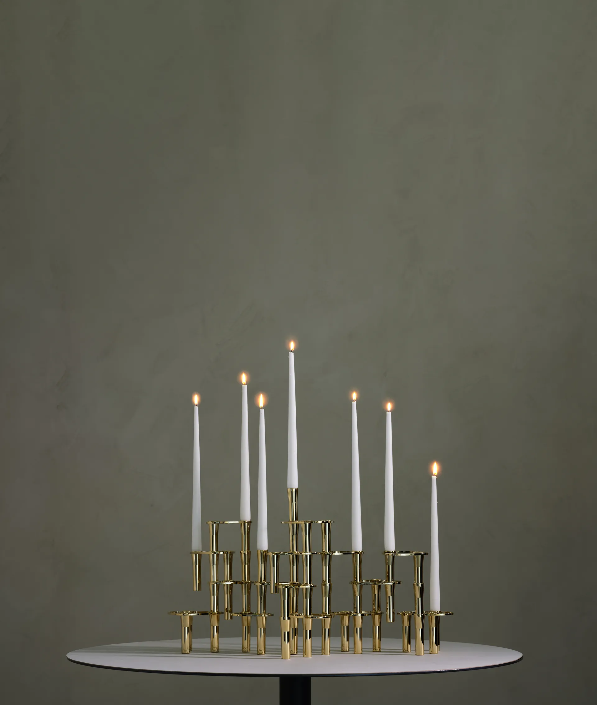 Lind Curve kombinerbarer Kerzenhalter 24K vergoldet, Triple LIND DNA