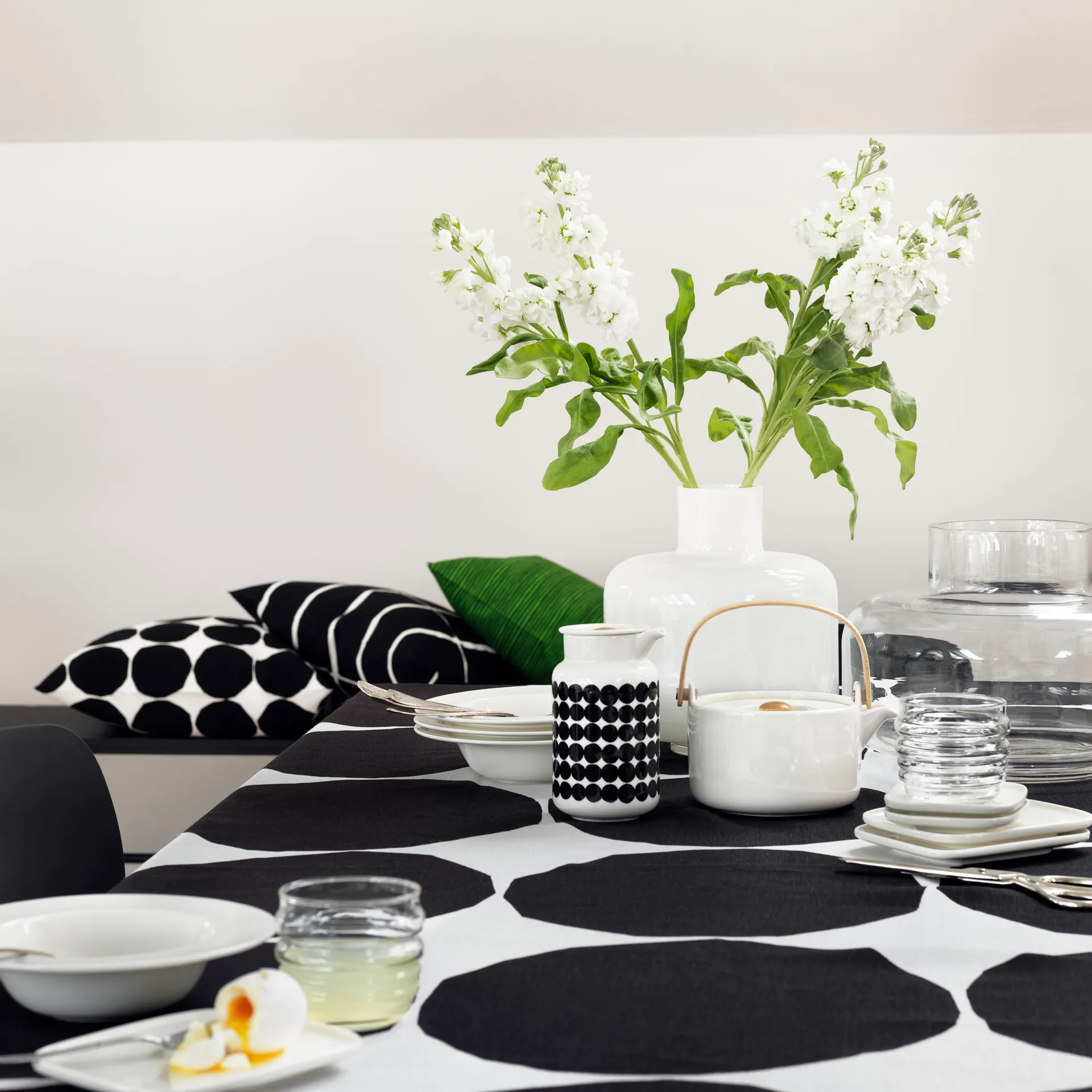 Ming Vase, Weiß Marimekko