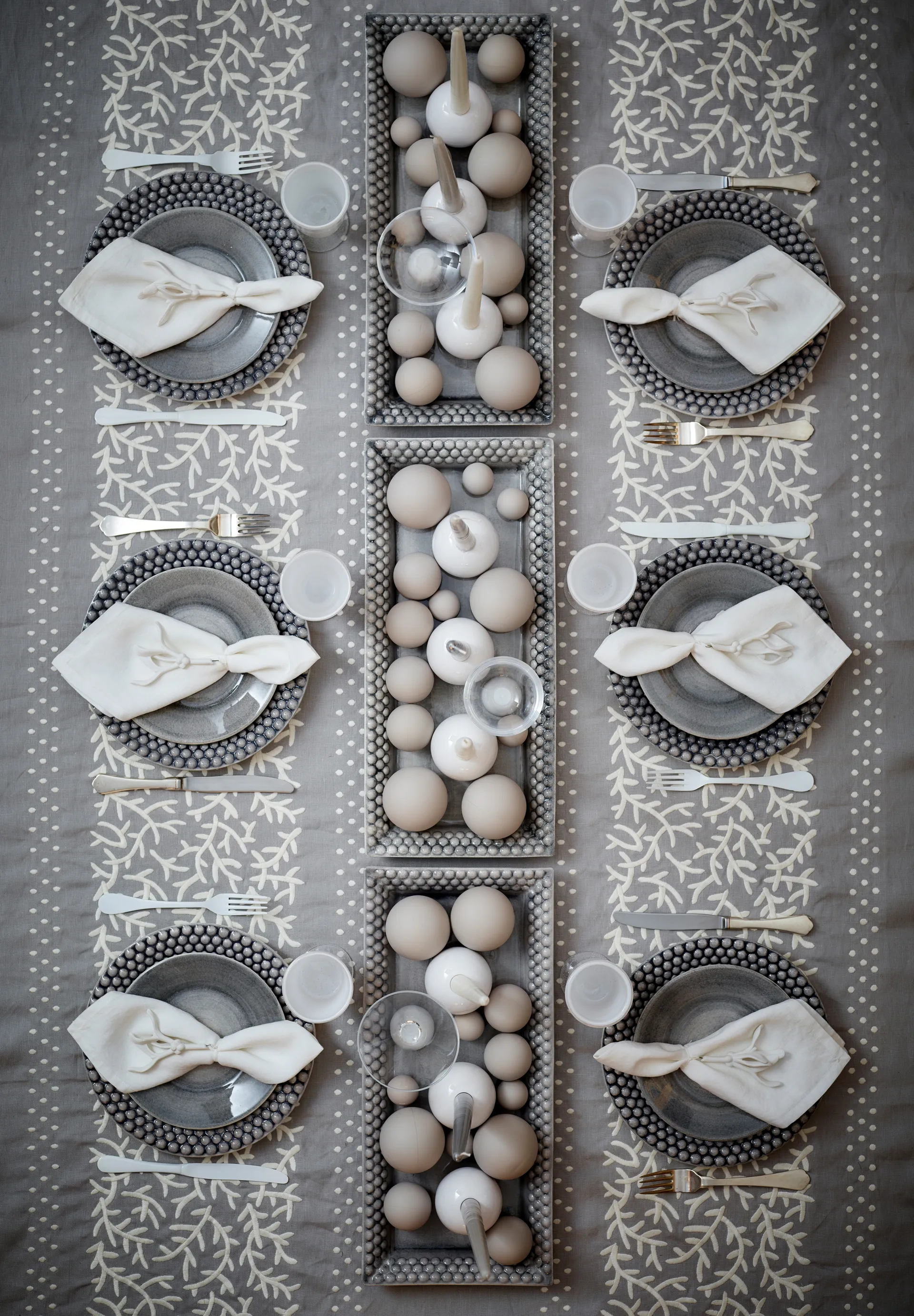 Bubbles Teller 28cm, Grau Mateus