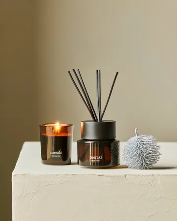 Meraki Geschenkset Duftstäbchen und Duftkerze - Silent amber - Meraki