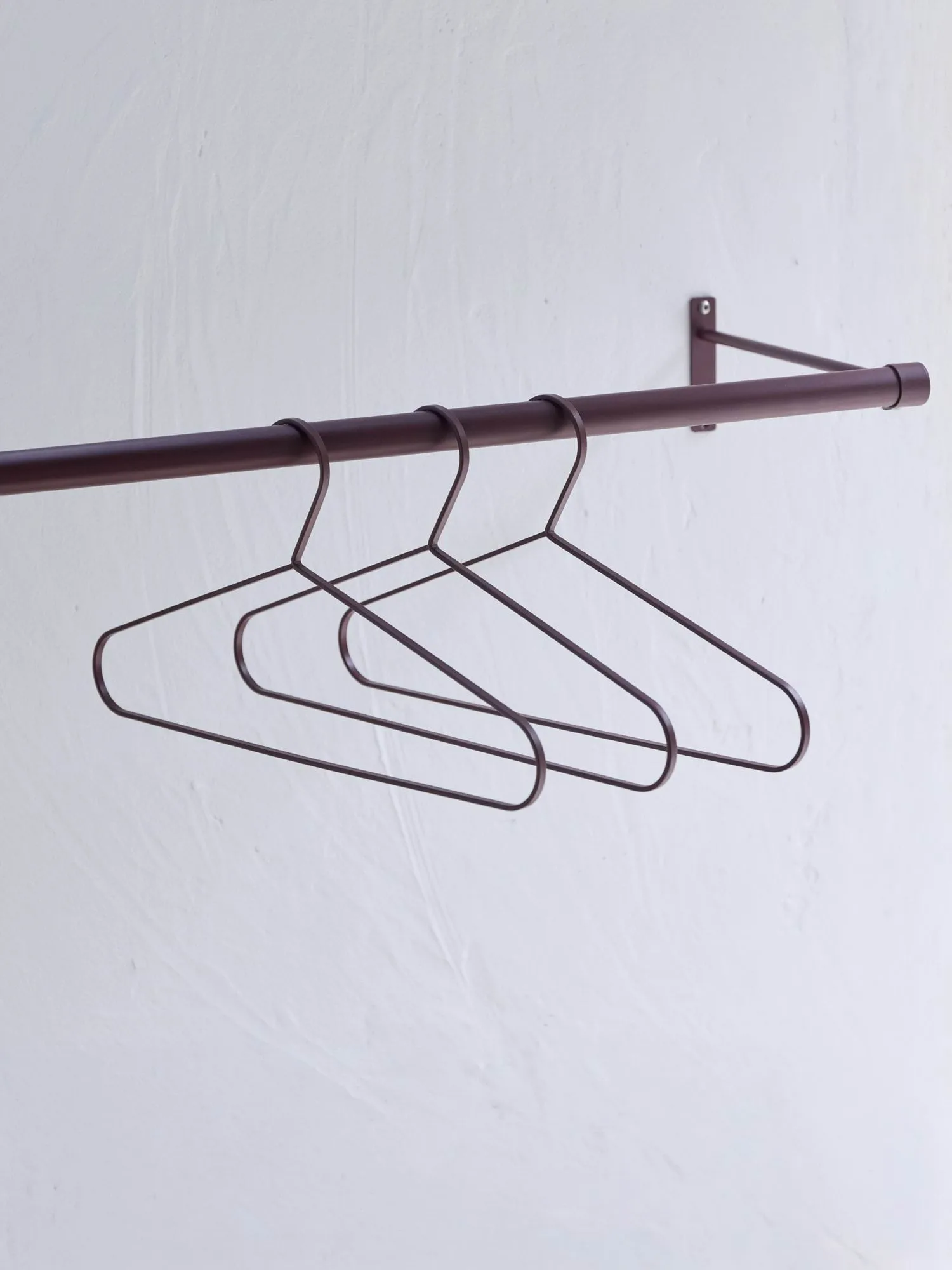 Hang-it Kleiderbügel 2er-Pack, Rot Mette Ditmer