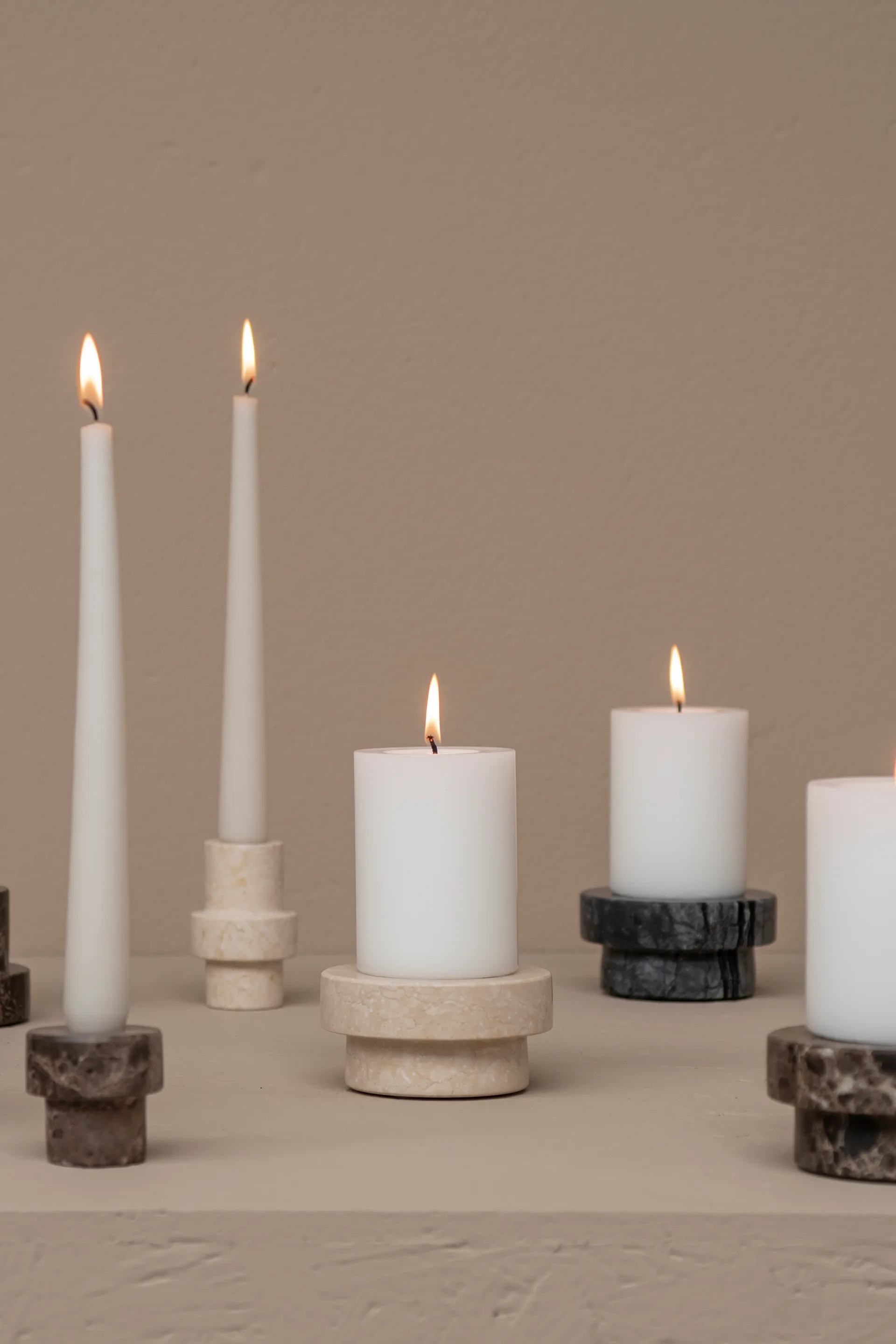 Marble Kerzenhalter für Blockkerze 5cm, Sand Mette Ditmer