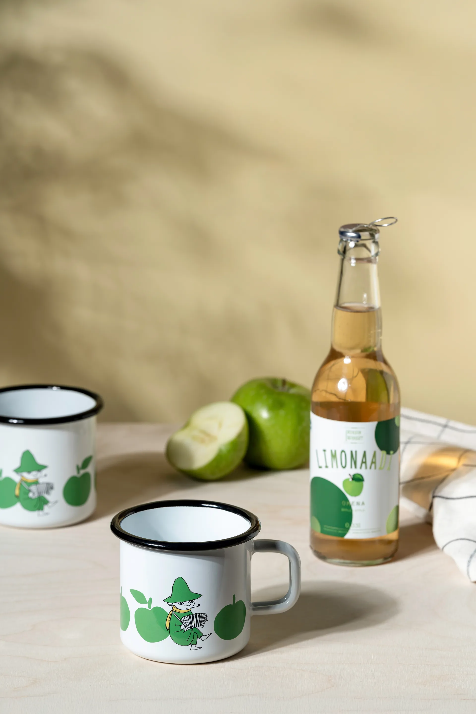 Moomin Emaille Tasse 37 cl, Joyfull Apples Muurla