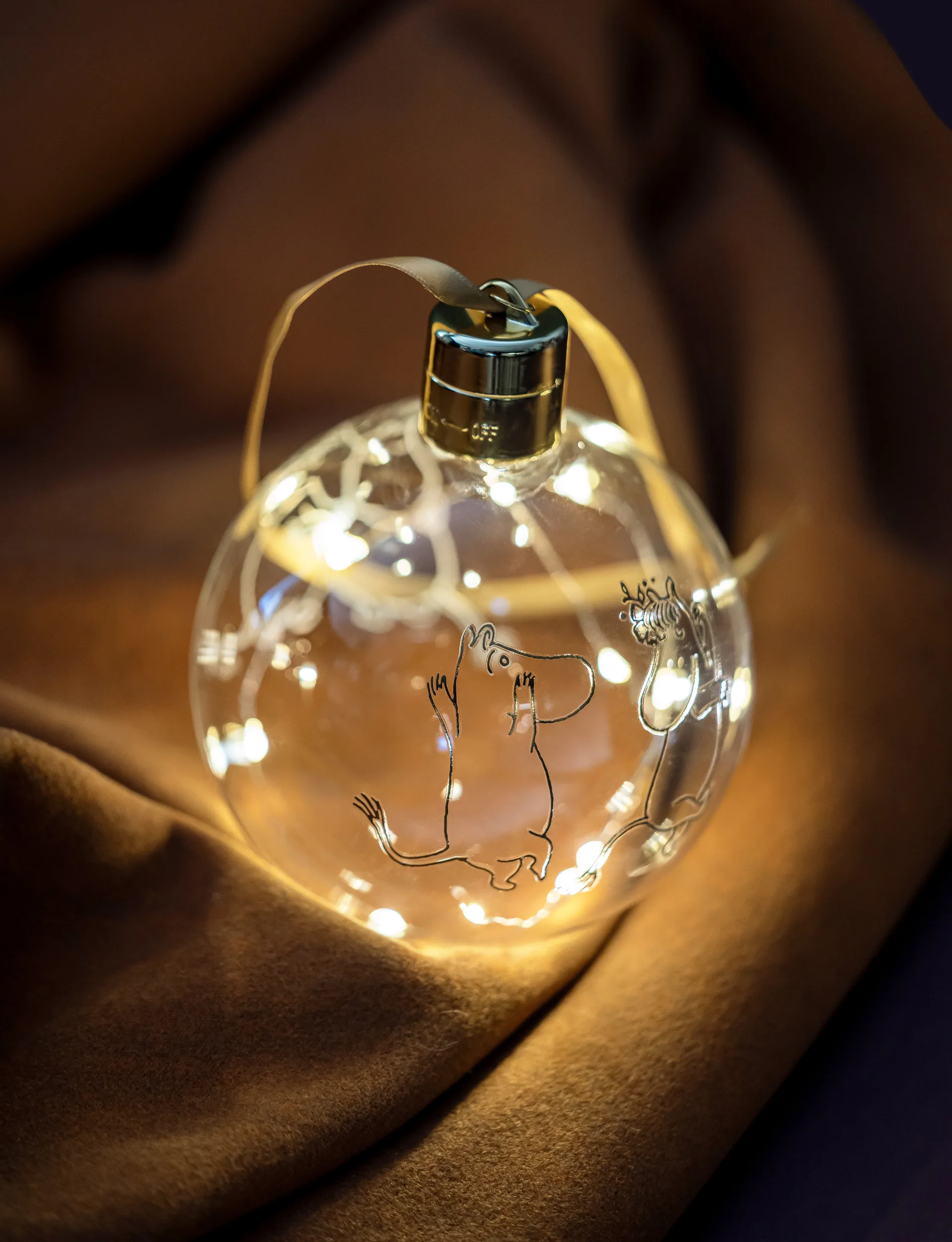 Mumin 80 Weihnachtsbaumkugel mit LED-Licht Ø11 cm, Klar Muurla