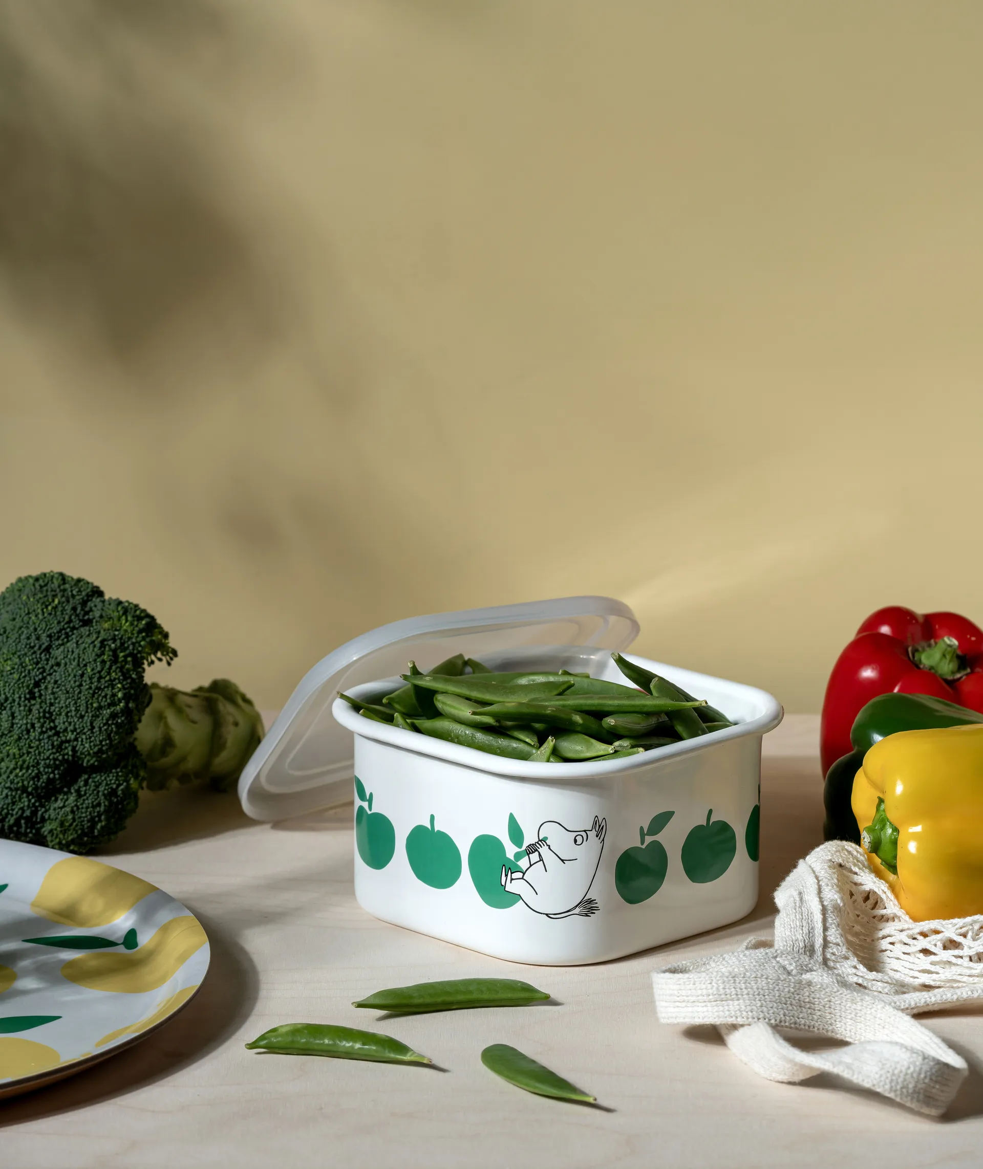 Mumin Emailldose mit Deckel 1,5 L, Joyfull Apples-grön Muurla