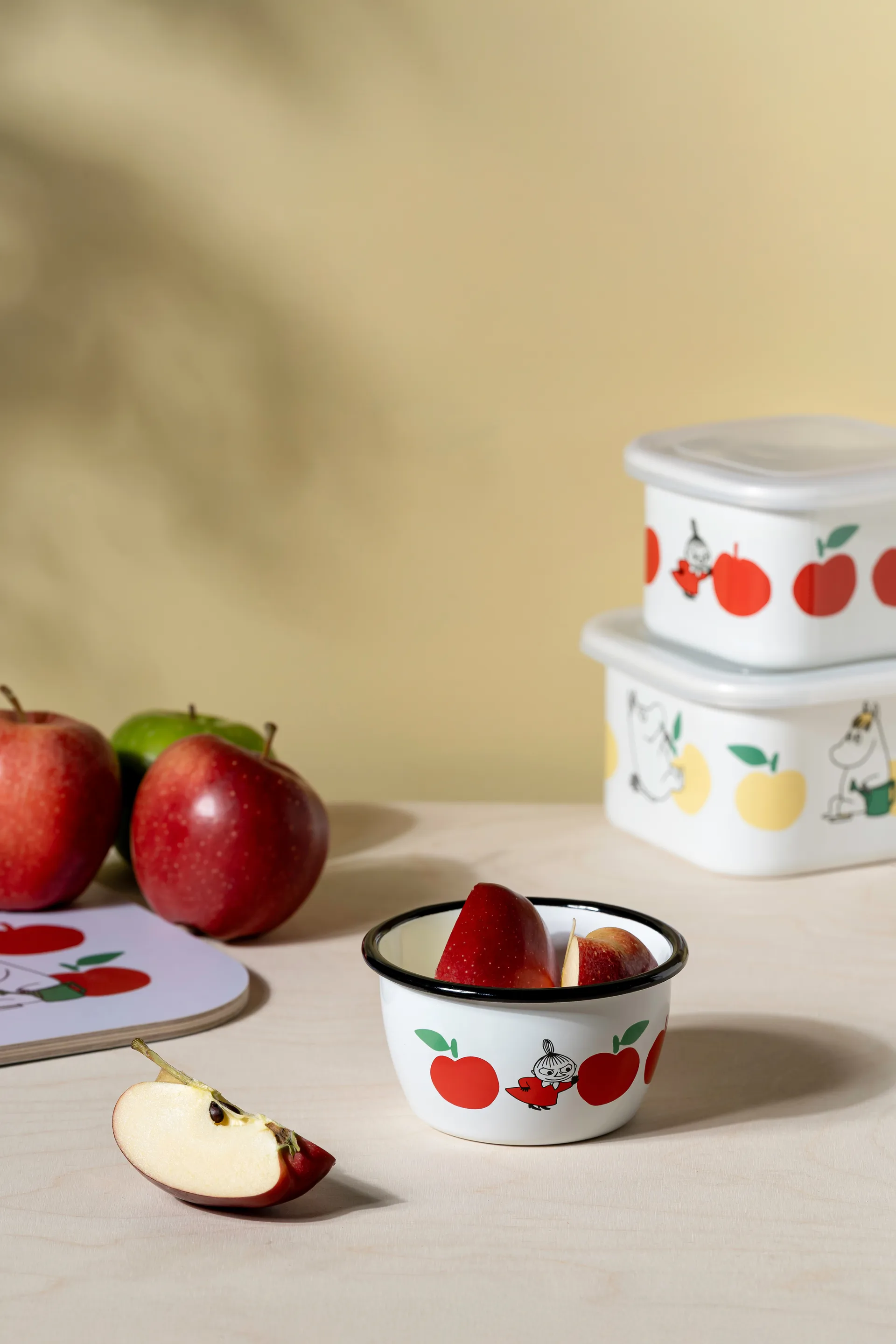 Mumin Emaille-Schale 30 cl, Joyfull Apples-Rot Muurla