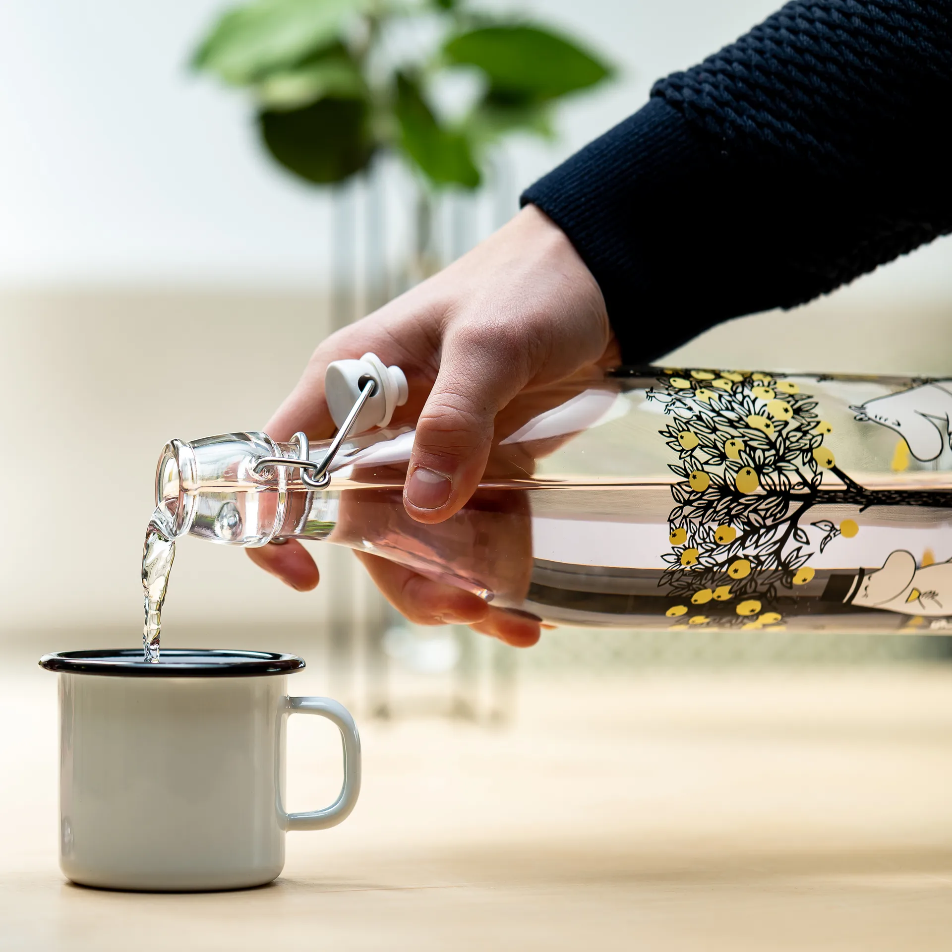 Mumin Glasflasche 1 L, Apples Muurla