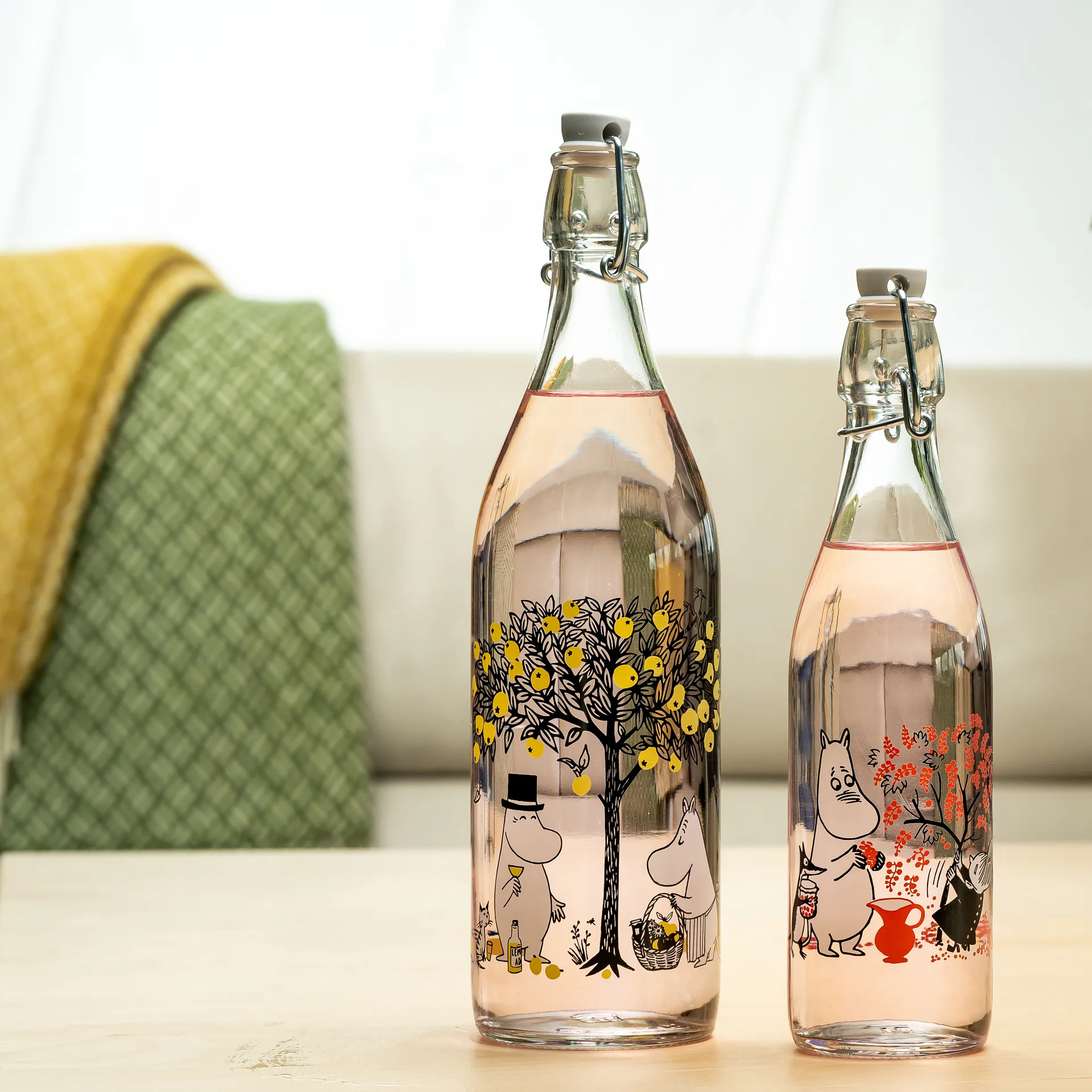 Mumin Glasflasche 1 L, Apples Muurla
