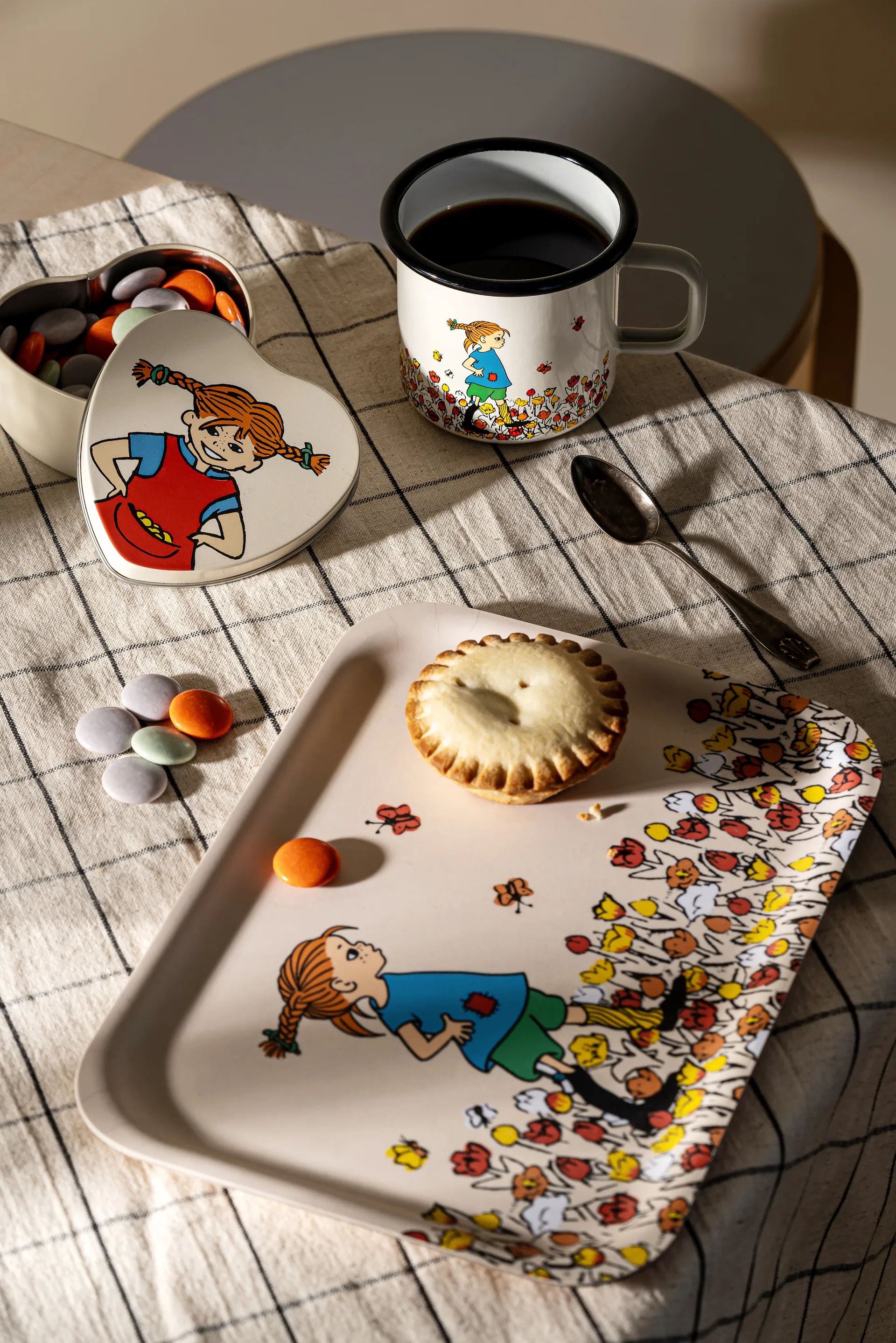 Pippi Tablett 20x27 cm, Be More Pippi Muurla