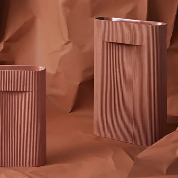 Ridge Vase 35cm - Terracotta - Muuto