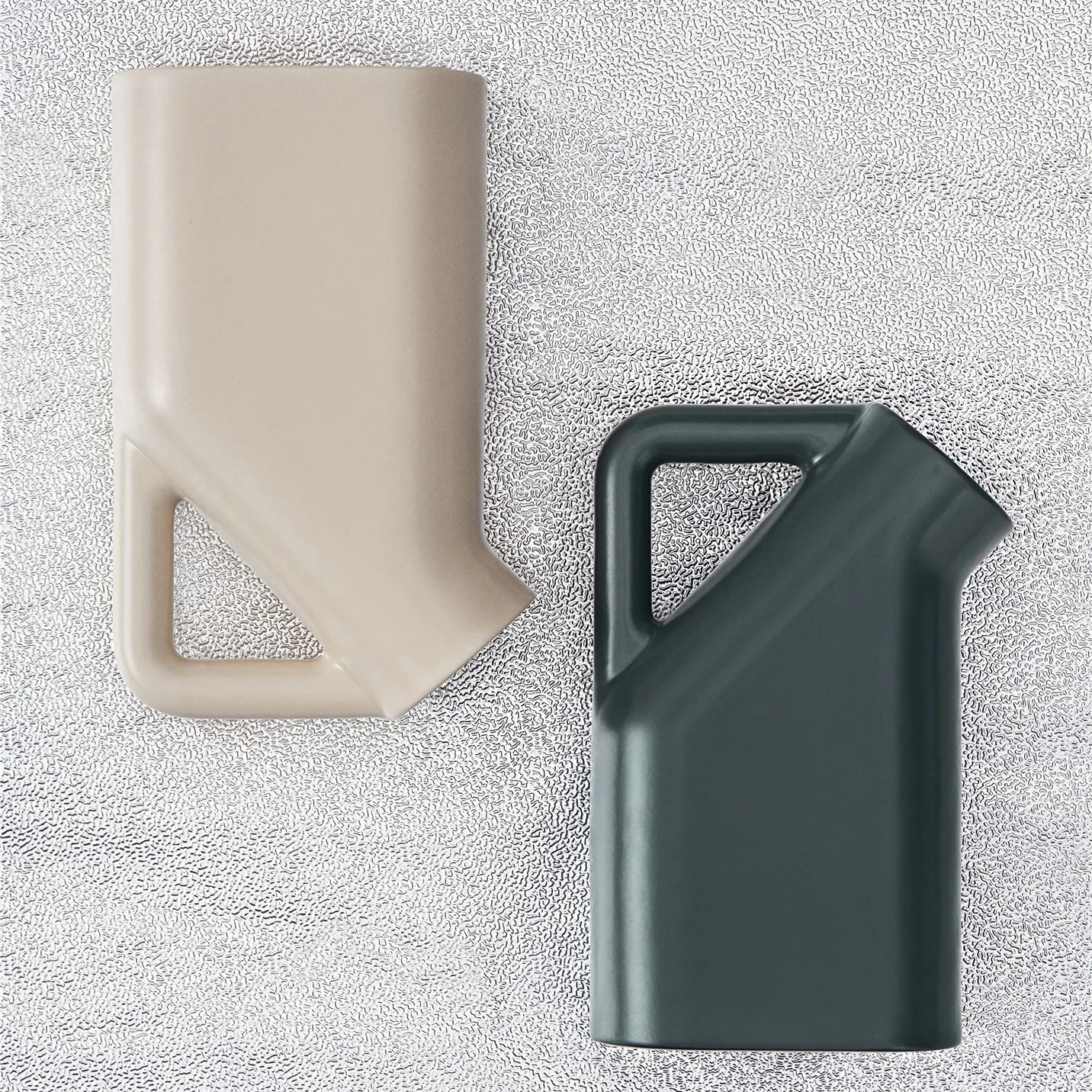 Tub Karaffe, Dark green Muuto