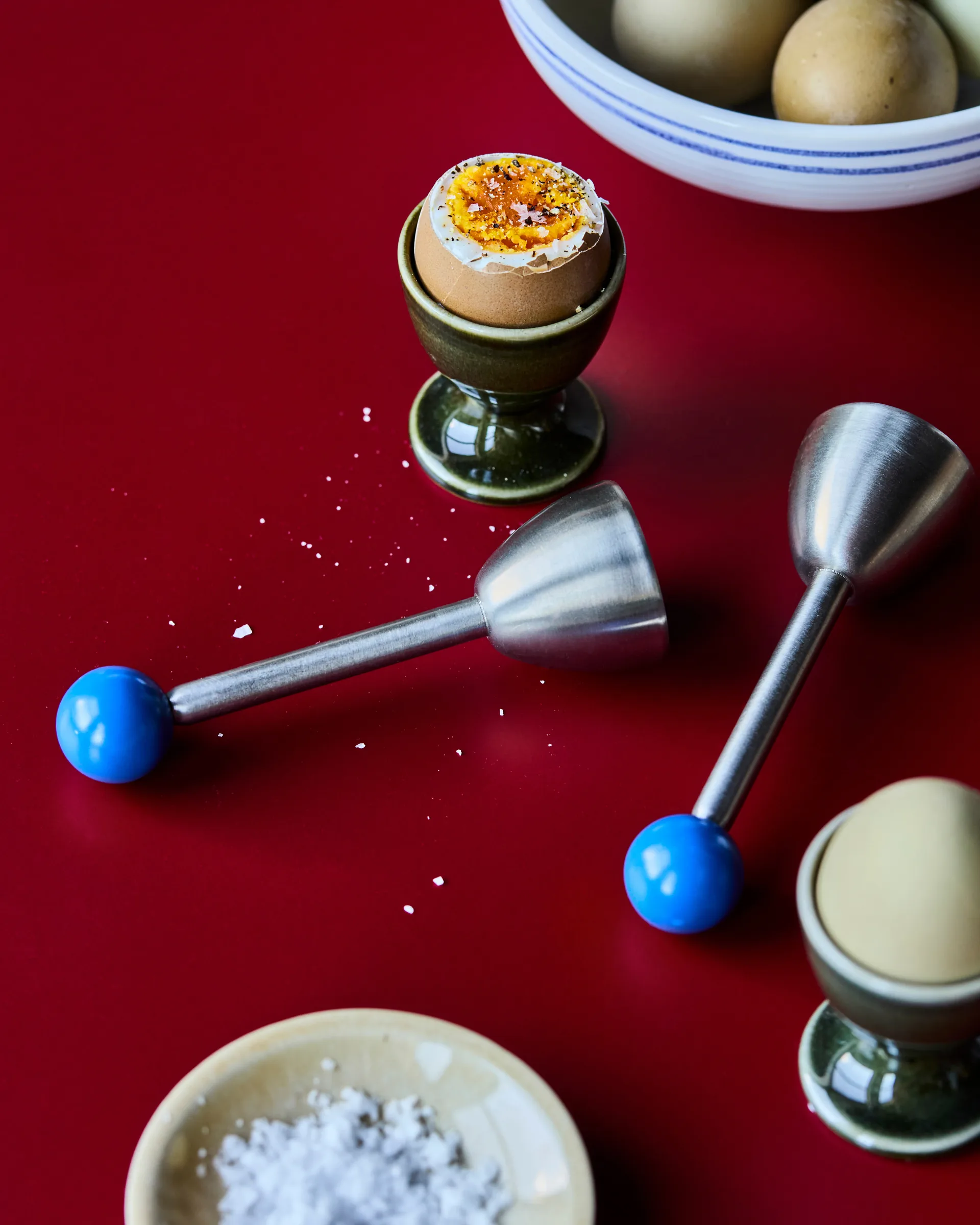 Nicolas Vahé Eieröffner, Blau Nicolas Vahé