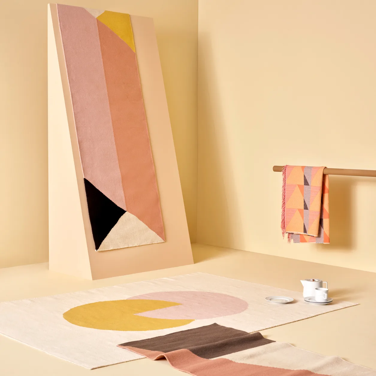 Circles blocks Kelim Teppich rosa, 170 x 240cm NJRD