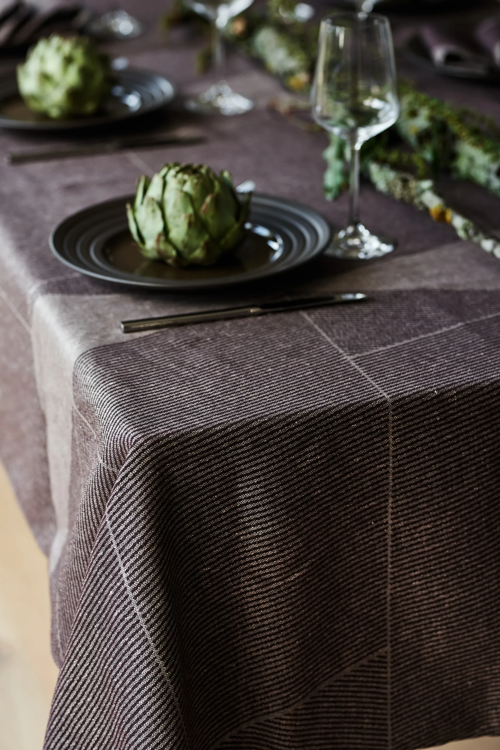 Geometric Tischdecke 147 x 250cm, Braun-weiß NJRD