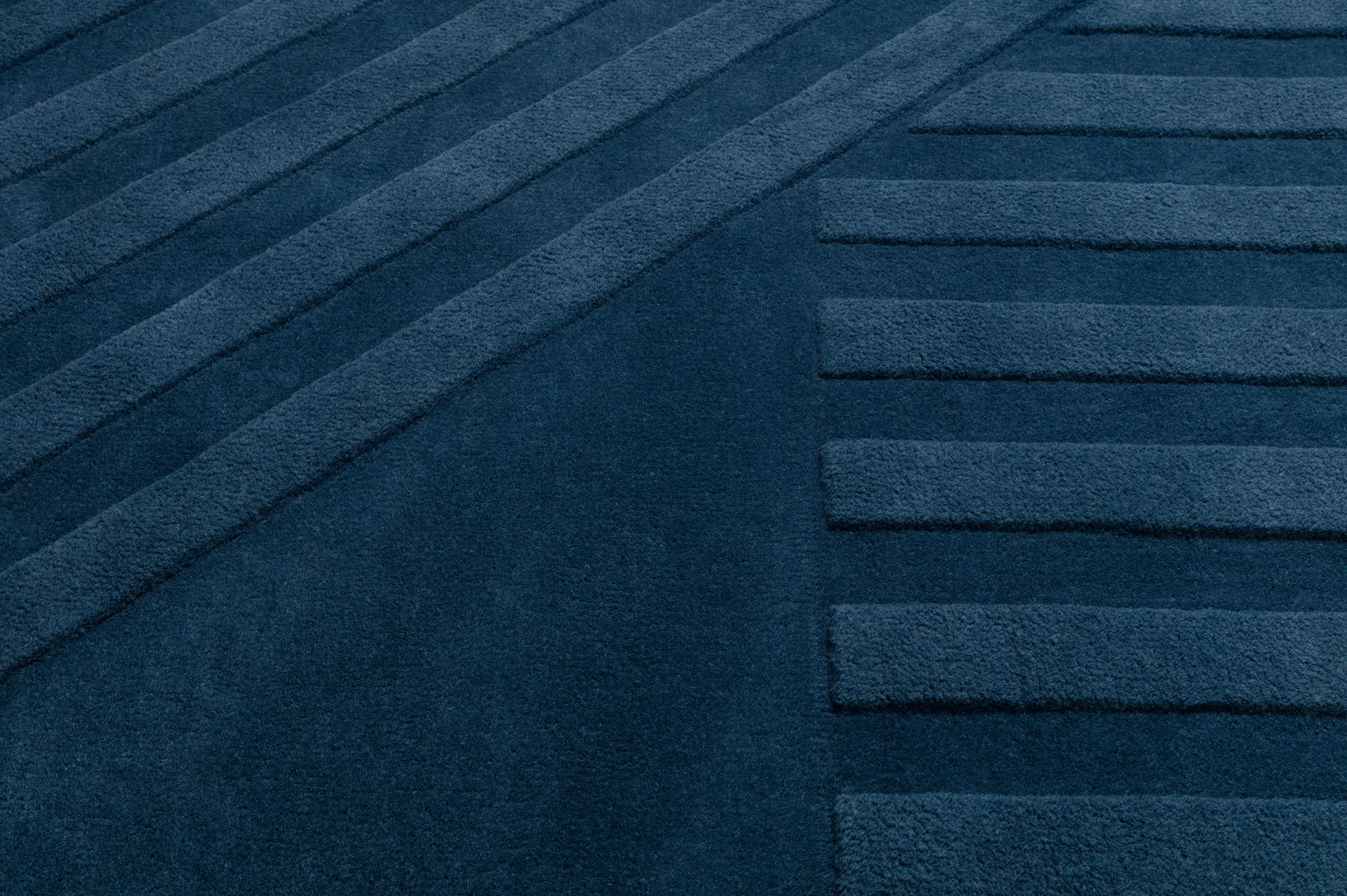 Levels Stripes Wollteppich, Blau, 200x300 cm NJRD