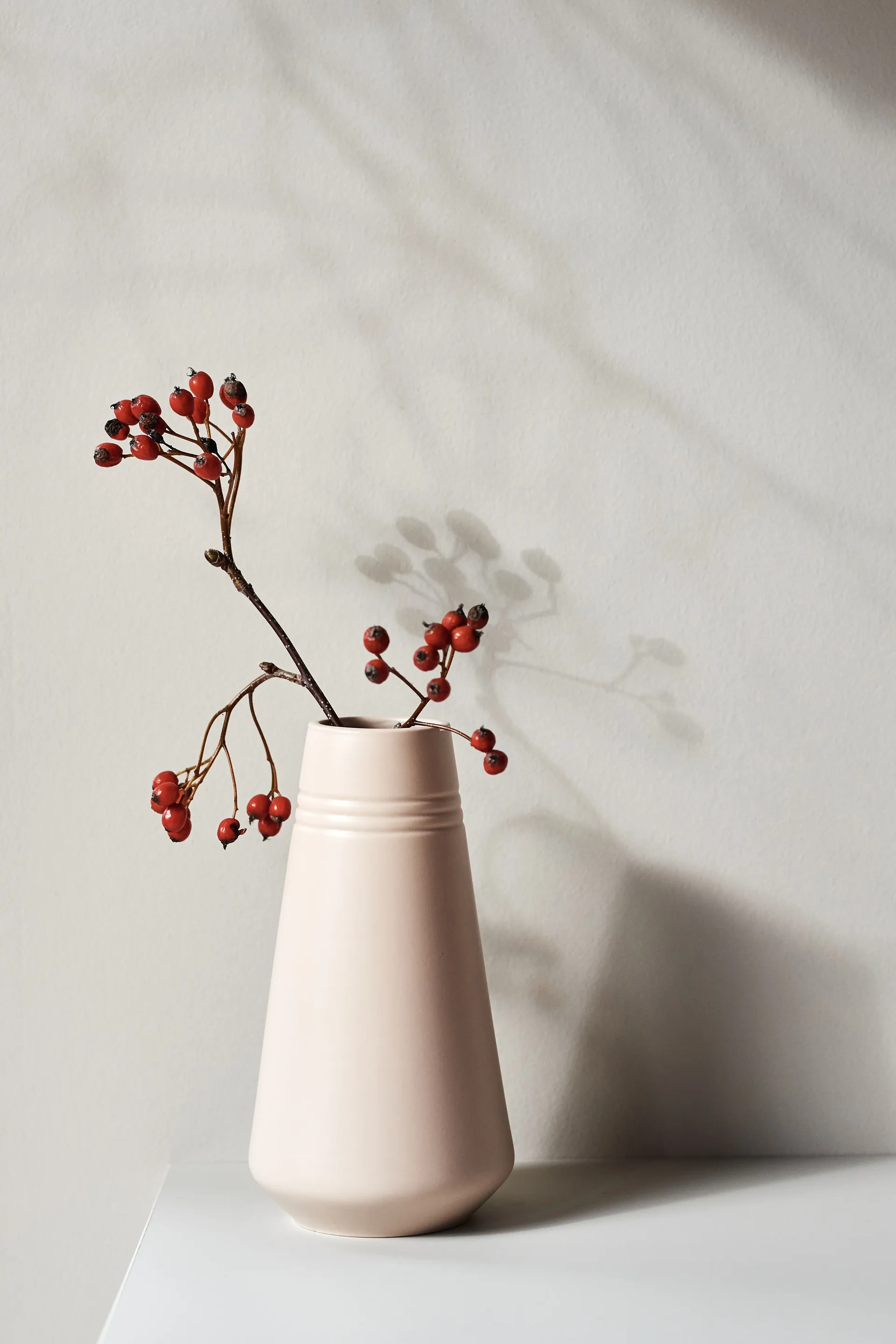 Lines Vase 22cm, Beige NJRD