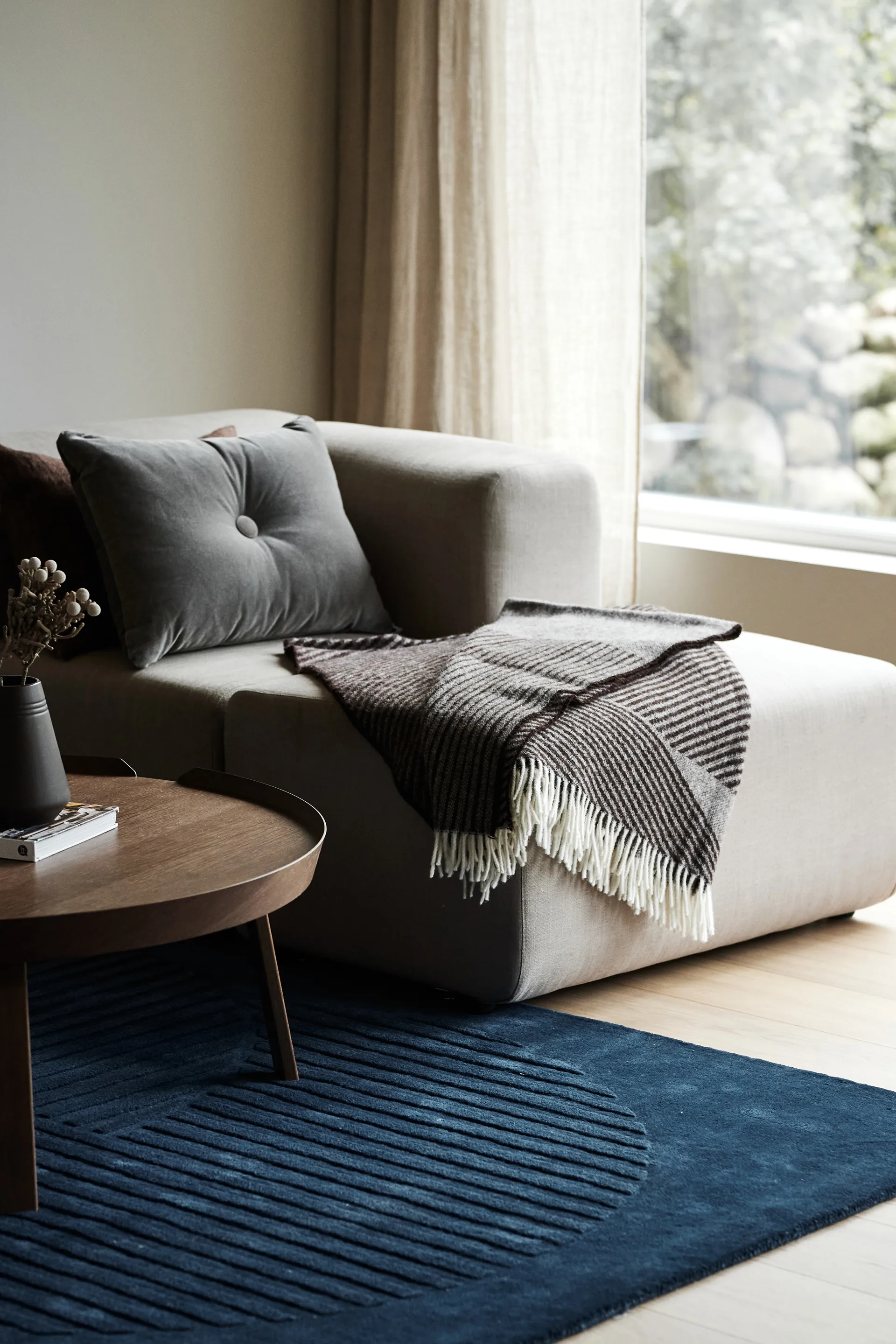 Stripes Wolldecke 130 x 185cm, Braun NJRD