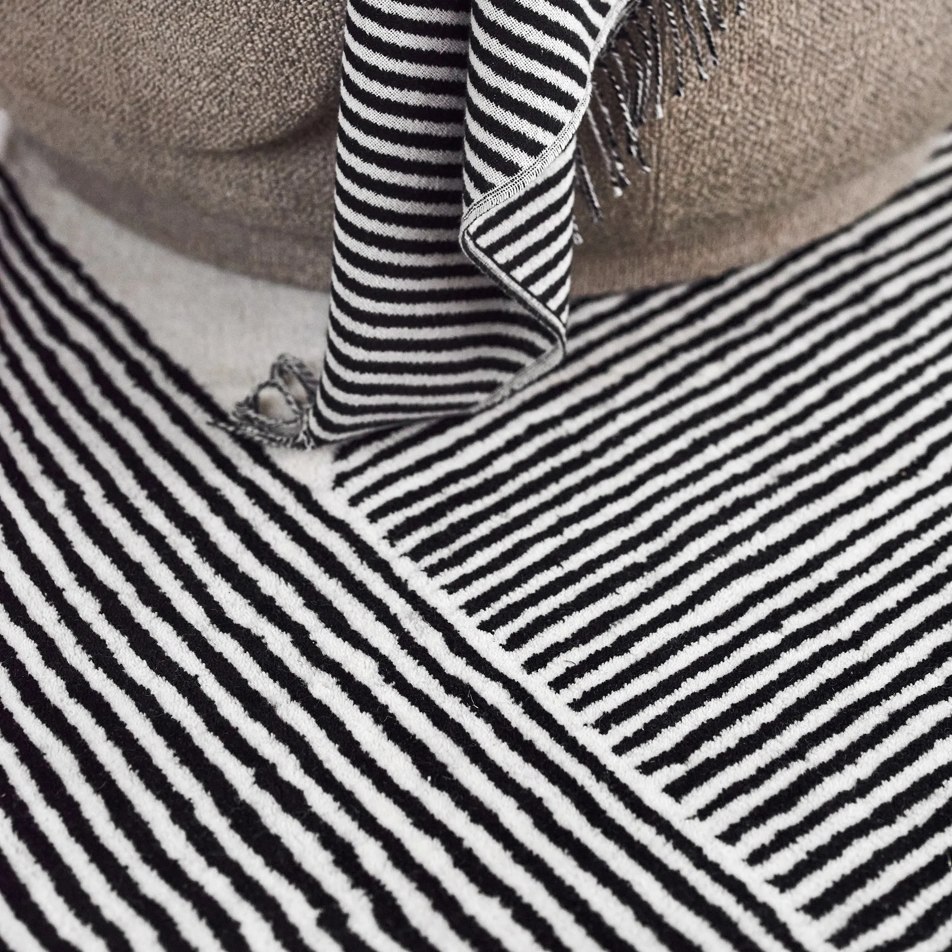 Stripes Wollteppich naturweiß, 200 x 300cm NJRD