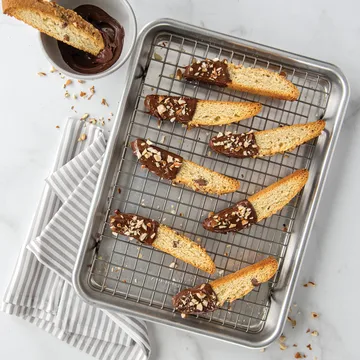 Naturals Quarter Sheet Backblech mit Gitter - Silber - Nordic Ware