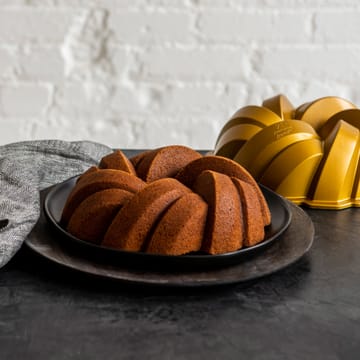 Nordic Ware 75th anniversary braided bundt Backform - 2,4 L - Nordic Ware