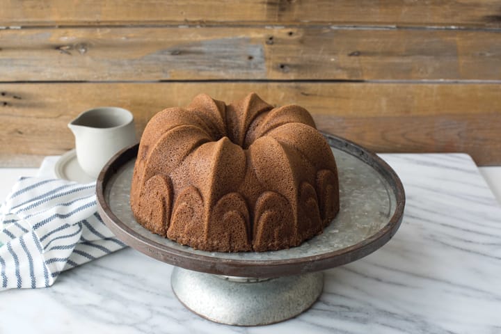 Nordic Ware Fleur De Lis Bundt Backform, 2,4 L Nordic Ware