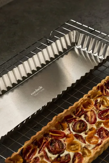 BAKE Tarteform mit herausnehmbarem Boden - Rechteckig, Edelstahl, 35x11 cm - Nordwik