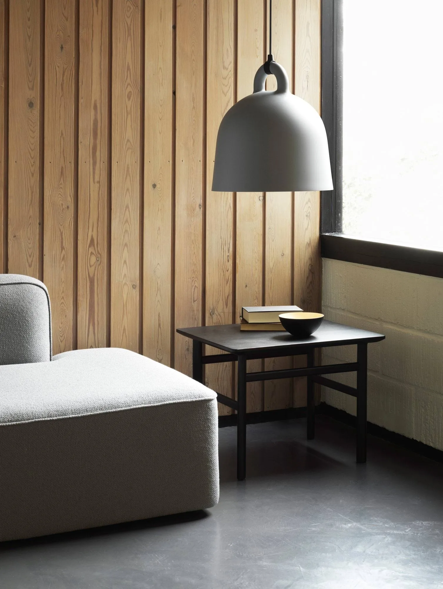 Bell Pendelleuchte grau, Large Normann Copenhagen