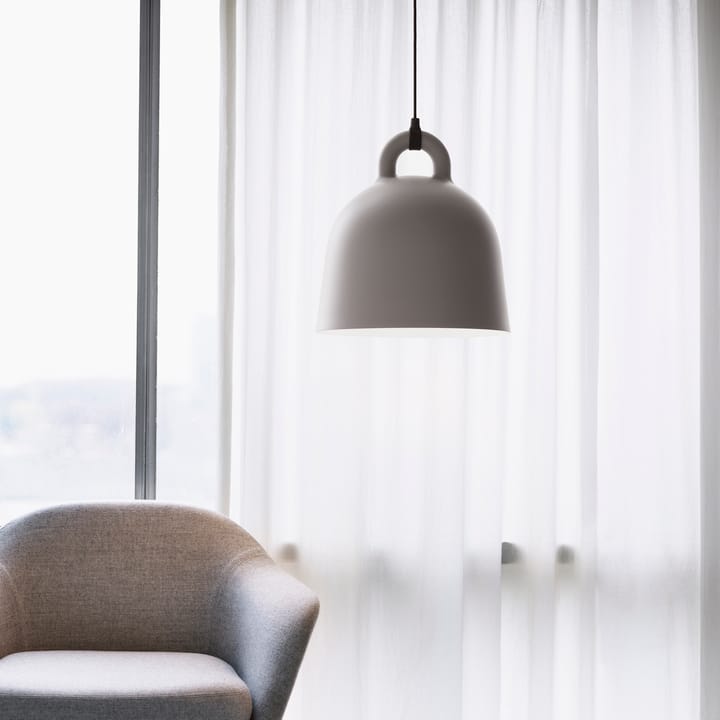 Bell Pendelleuchte sand, Medium Normann Copenhagen