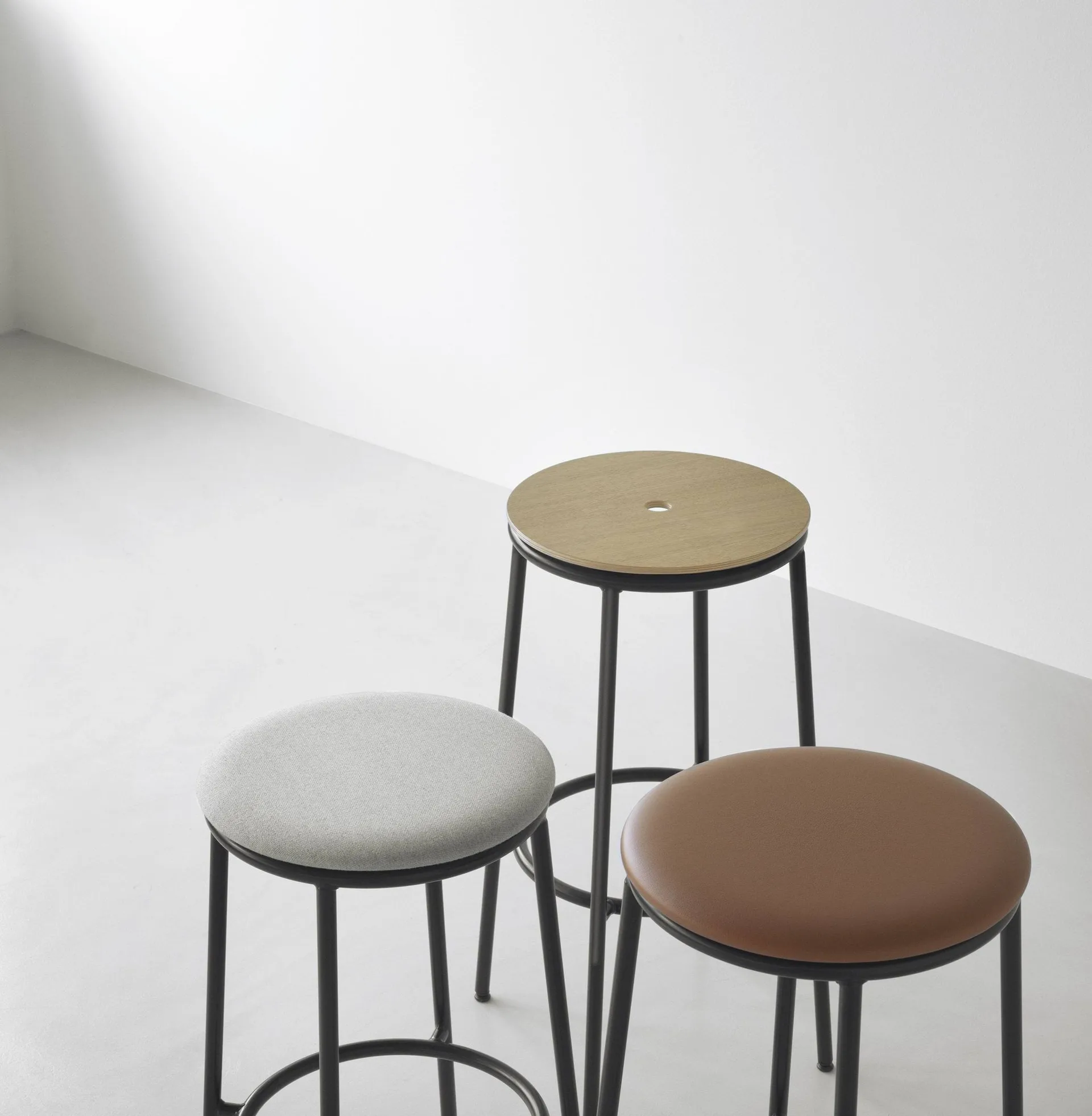 Circa Barhocker 65 cm, Eiche Normann Copenhagen