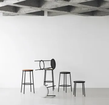 Circa Hocker 45 cm - Schwarz Aluminium - Normann Copenhagen