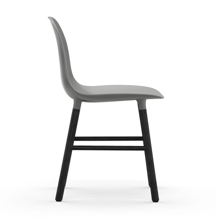 Form Stuhl schwarze Beine, Grau Normann Copenhagen