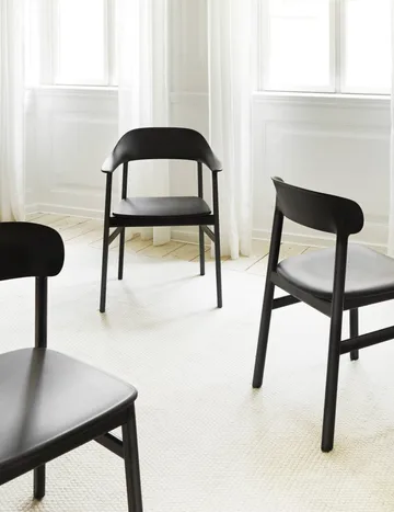 Herit Stuhl Eiche - Sand - Normann Copenhagen