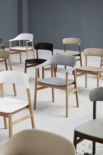 Herit Stuhl Eiche - White - Normann Copenhagen