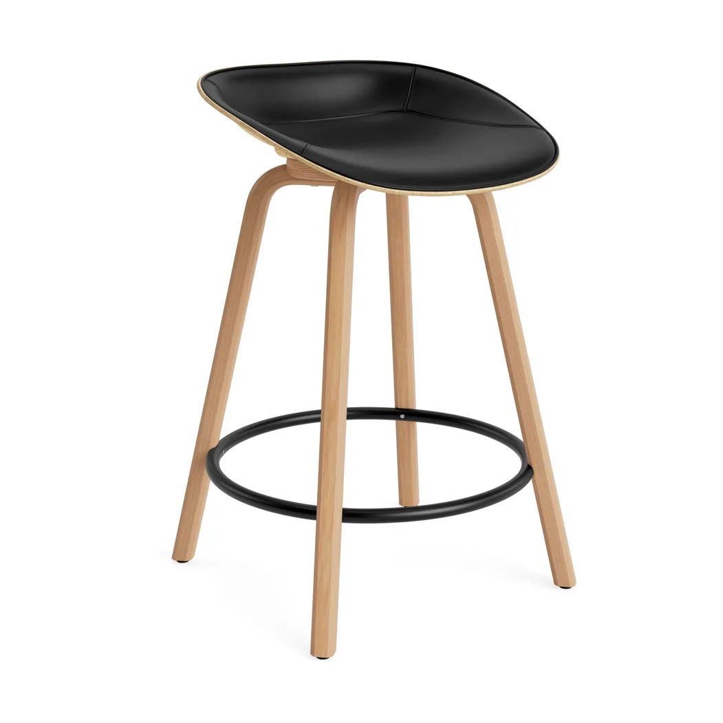 Mat Barstool Barhocker mit Vorderpolsterung, 65 cm, Ultra 41599-hemp-beech-black steel Normann Copenhagen