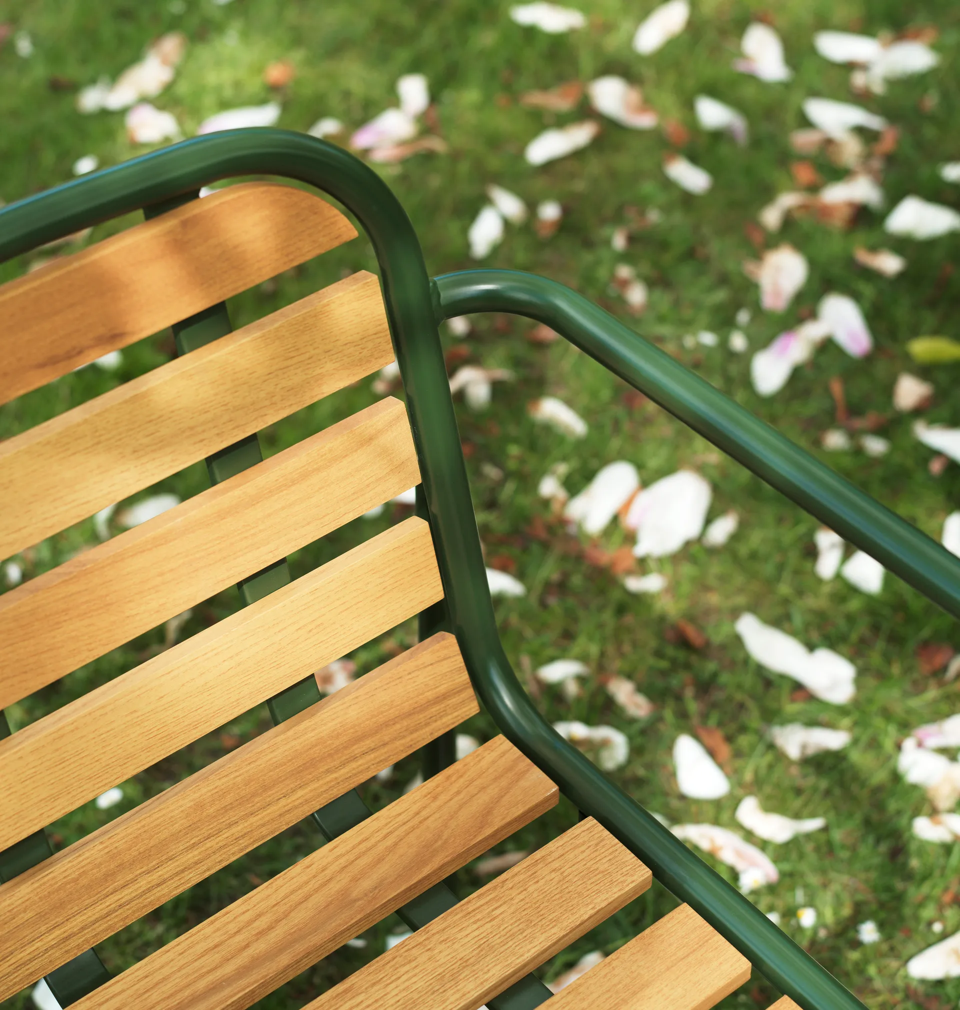 Vig Robinia Armlehnstuhl, Green Normann Copenhagen