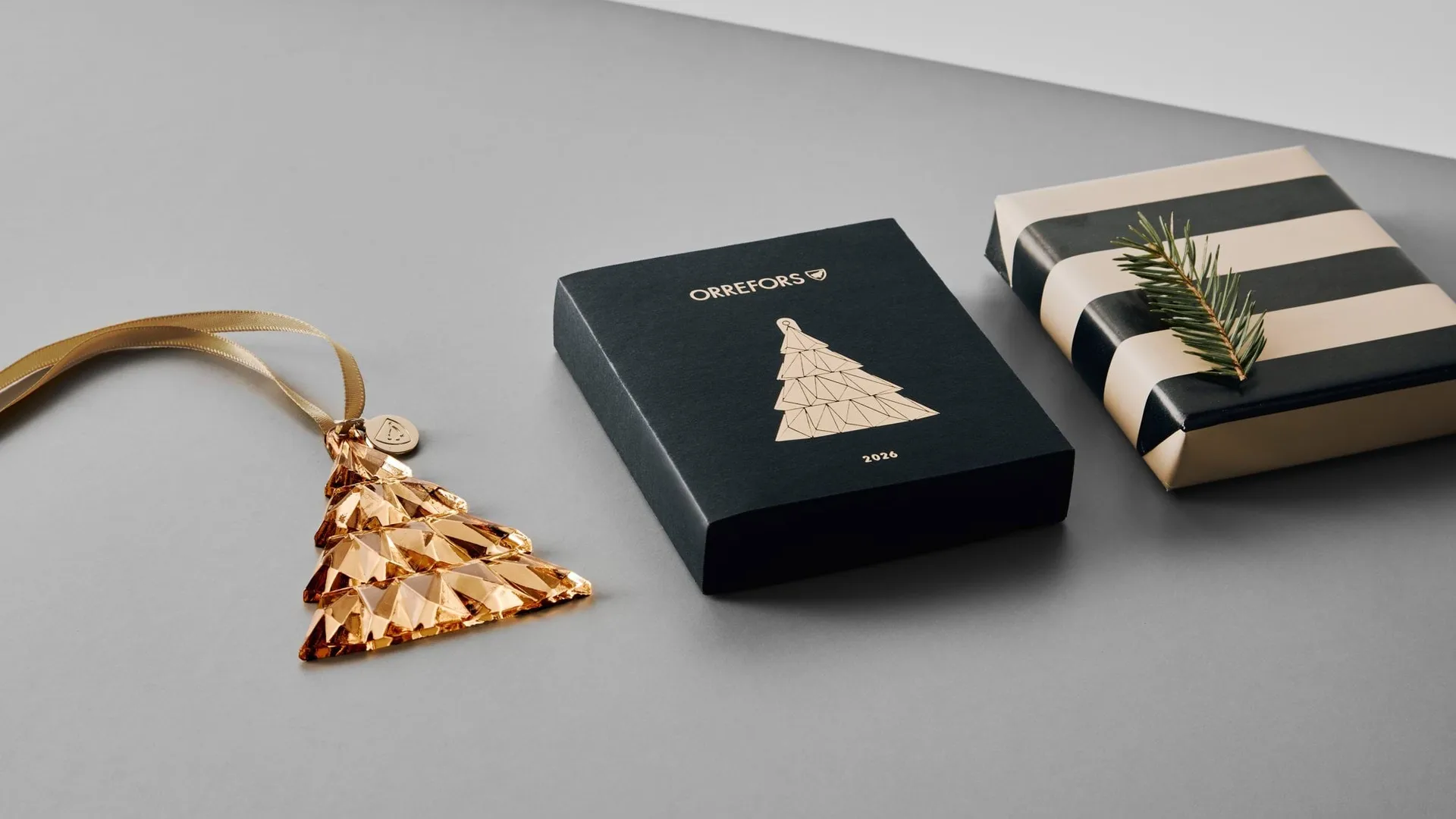 Jahresornament hoch, 21K Gold Orrefors