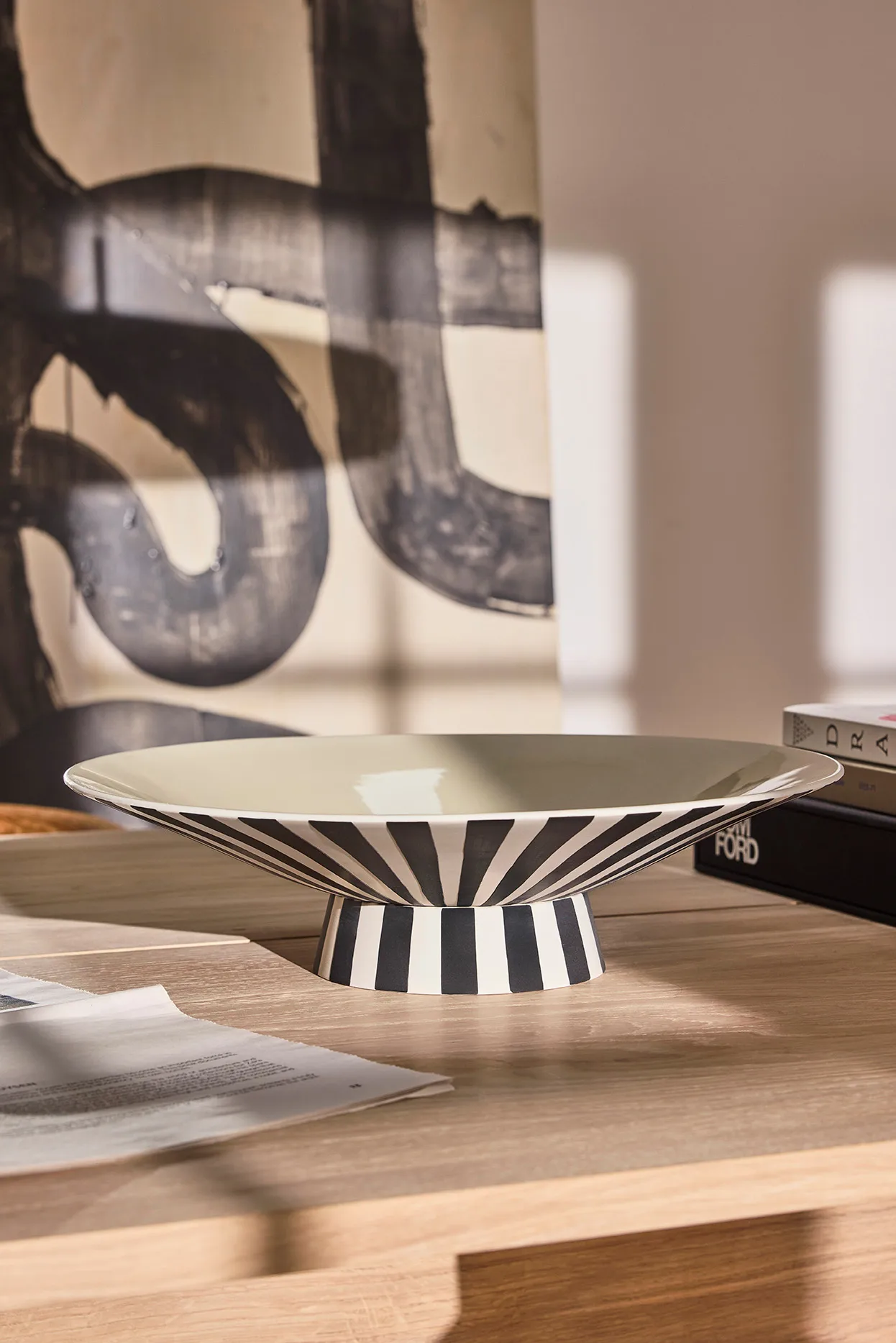 Toppu centerpiece niedrig Ø39x10,5 cm, Vanilla-black-white OYOY