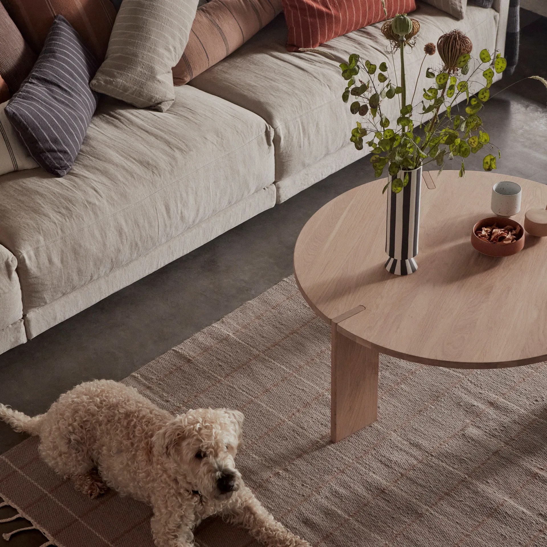 Toppu Vase 31cm, Weiß-schwarz OYOY