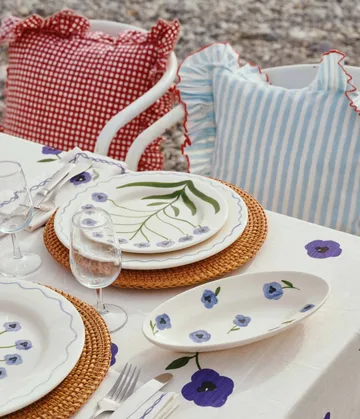 Madelen Möllard Pansy Servierplatte - Blau, Klein, 22,5 cm - Pick a Poppy