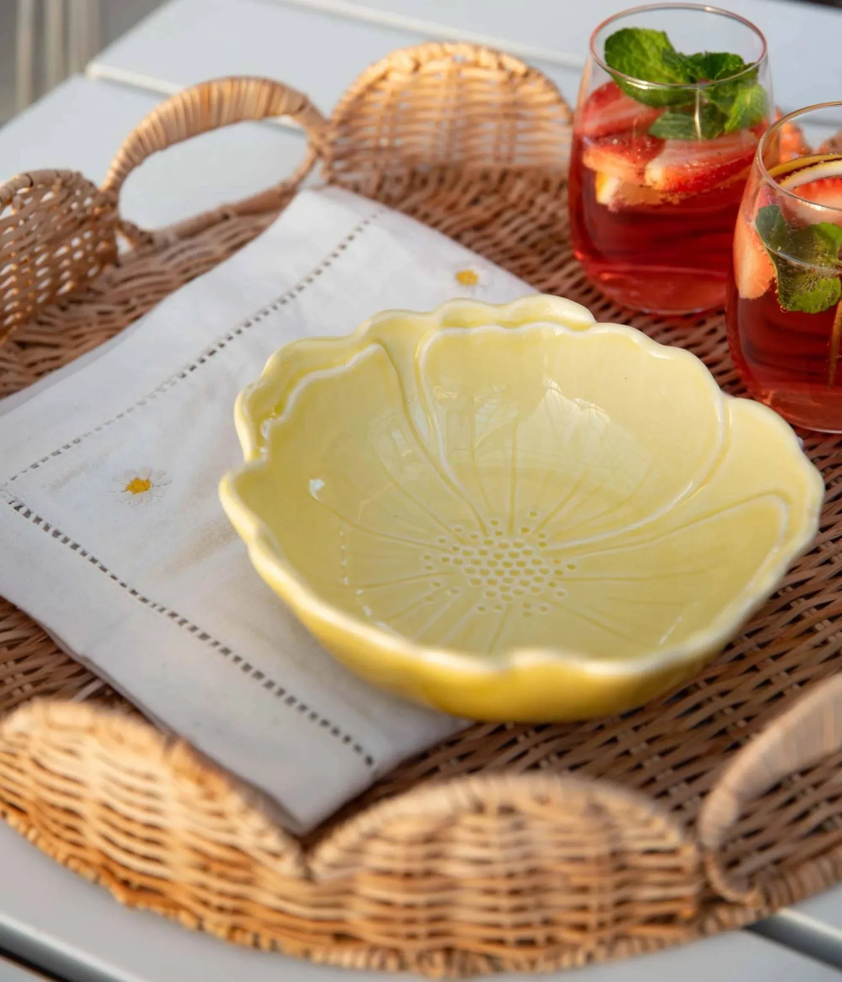Round Scallop Tablett, Natur, 40 cm Pick a Poppy