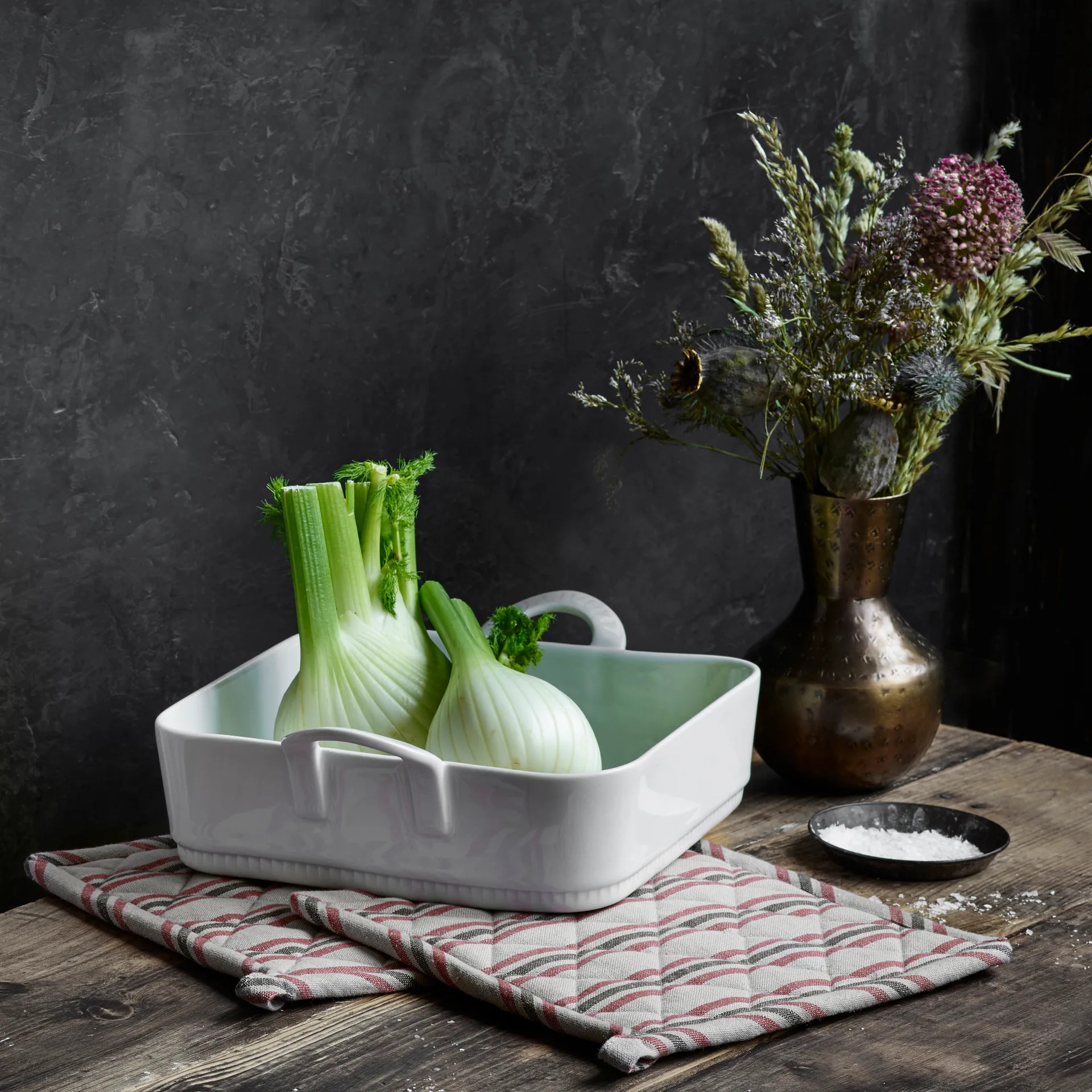 Toulouse quadratischer Teller mit Henkel, Mittel Pillivuyt