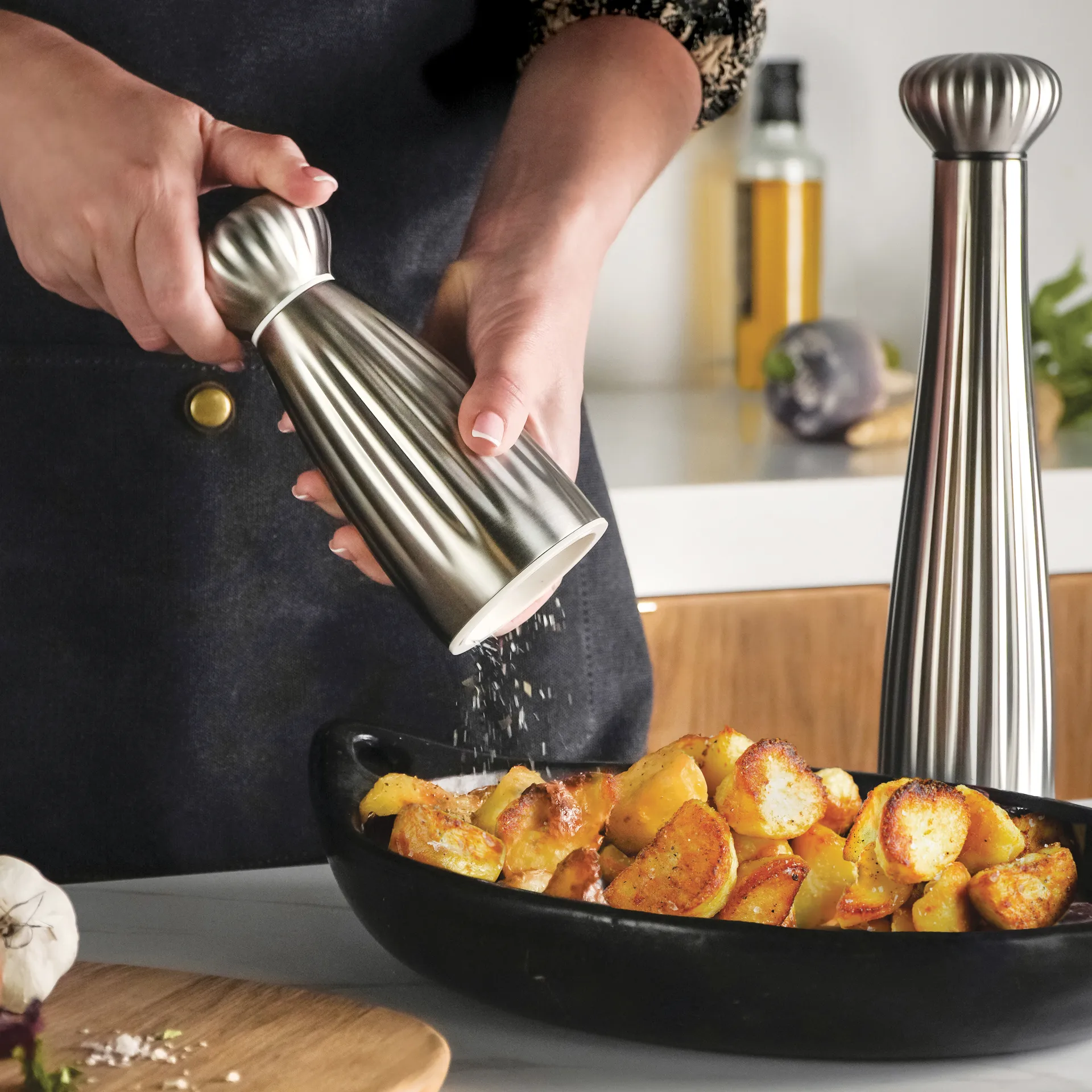 Palm satin Salzmühle Edelstahl 16,8 cm, Weiß Robert Welch