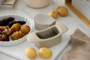 Classic Hasselback-Schneider - Humus - Rosti