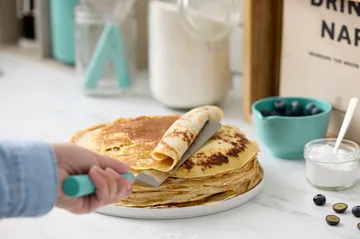 Emma Palettmesser schmal Stahl 33 cm - Nordic green - Rosti