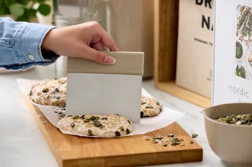 Emma Teigschneider Stahl - Humus - Rosti