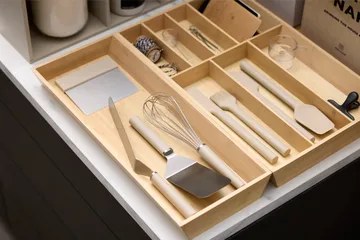 Emma Teigschneider Stahl - Humus - Rosti